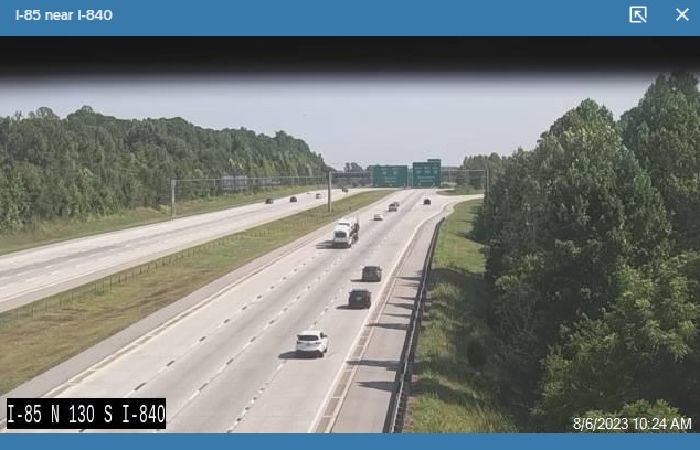 NCDOT traffic camera image of added I-840 shields and removal of Business 85 auxiliary sign on I-85 North at Greensboro Loop exit, August 2023