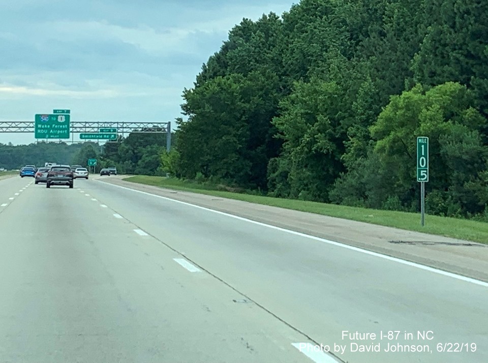 Image of new I-87 1/2 mile marker approaching Smithfield Road exit on I-87 South, US 64/264 West in Knightdale, by David Johnson