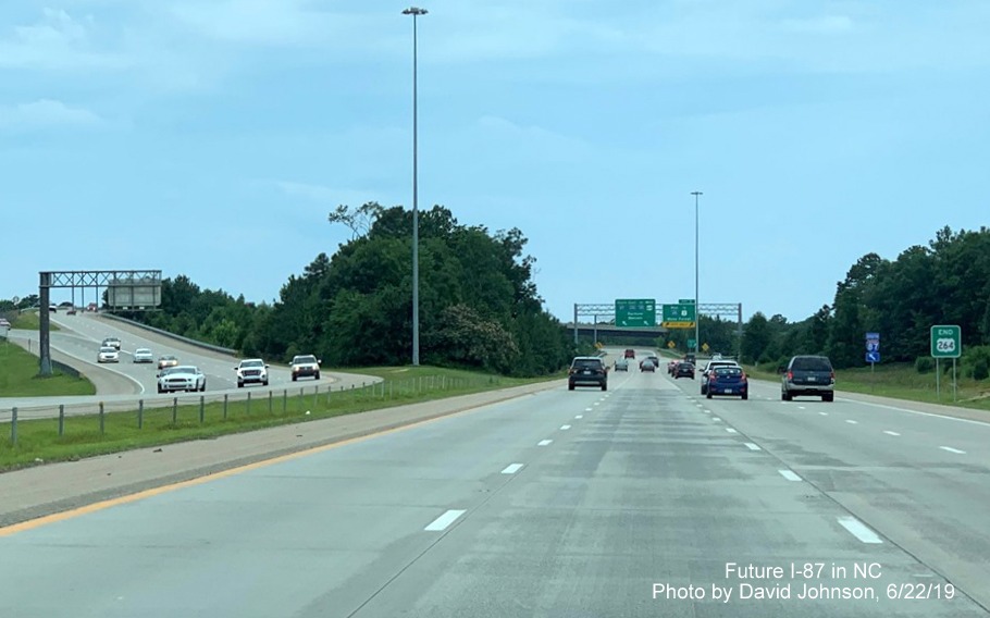 Image of traffic approaching end of US 64/264 Knightdale Bypass on I-87 South in Raleigh, by David Johnson