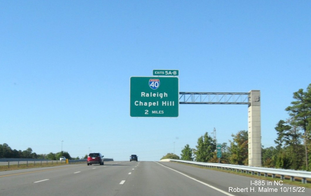 Image of 2 miles advance sign for I-40 exits on NC 885 North in Research Triangle Park, October 2022