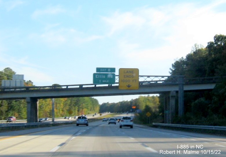 Image of overhead signage after merge of South I-885 with the Durham Freeway, October 2022