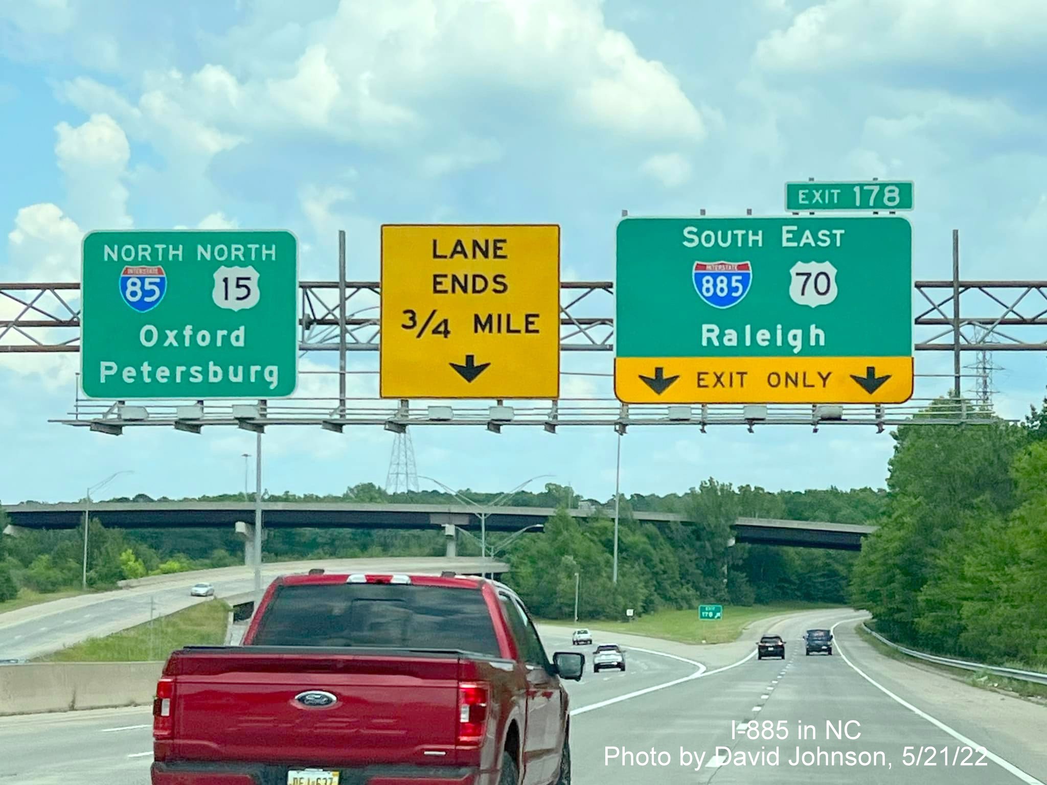 Image of new sign with I-885 shield at exit with US 70 East on I-85 North in Durham, by David Johnson, May 2022