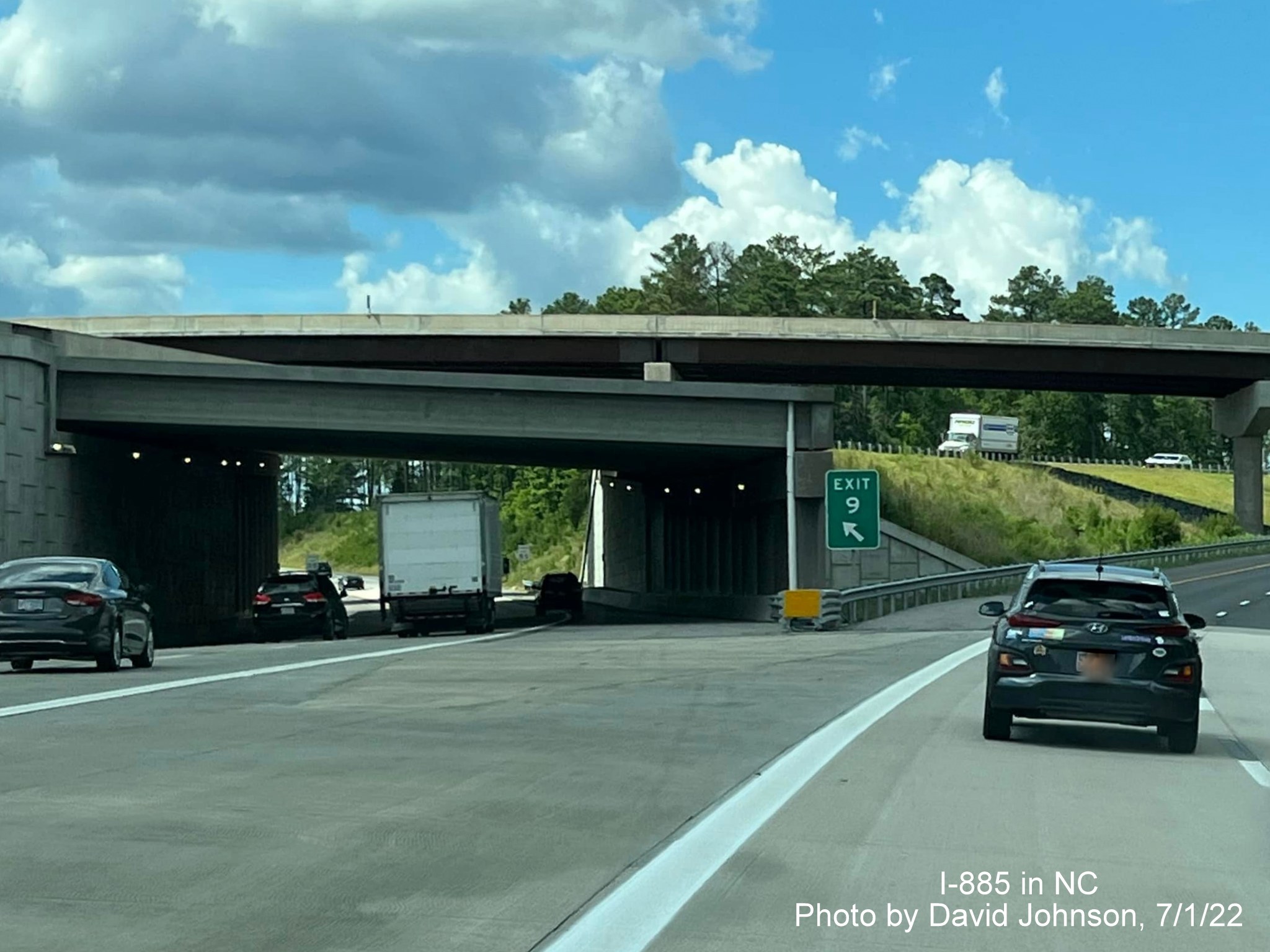 Image of traffic using opened I-885 North ramp at NC 147 North/Durham Freeway exit, by David Johnson July 2022