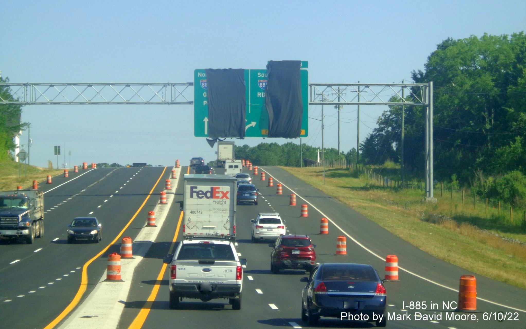 Image of still covered over advance APL sign for I-885 East End Connector exit on US 70 West in 
                                           Durham, by Mark David Moore June 2022