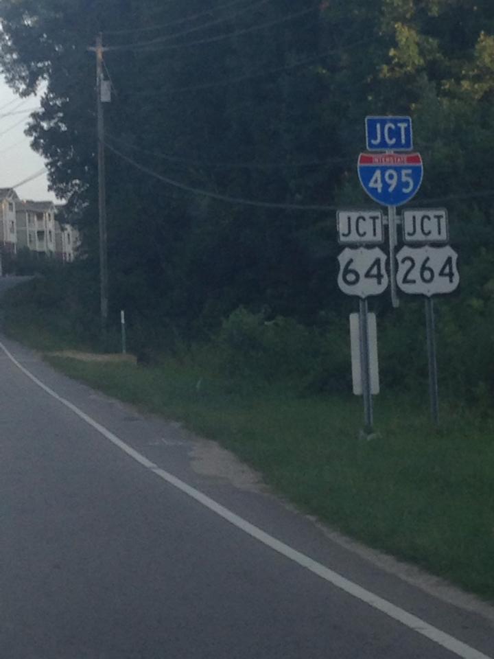 Image of new I-495 signage on Hodge Road approaching US 64/264 in Raleigh, from Adam 
Prince
